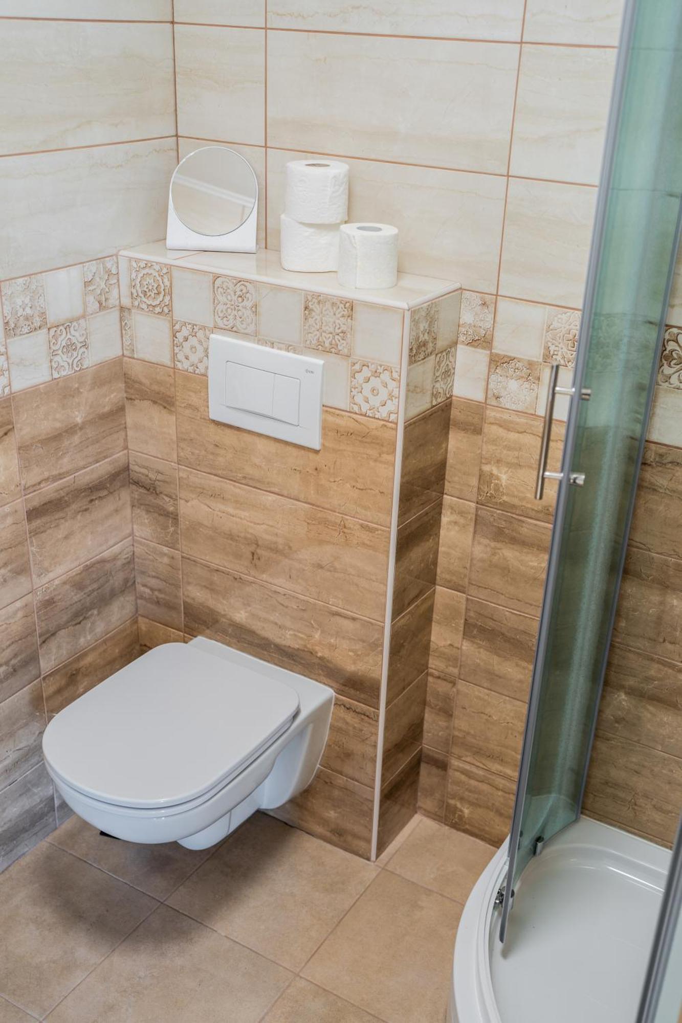 Ribnik Stari Trg Apartment Lesicno Bilik gambar