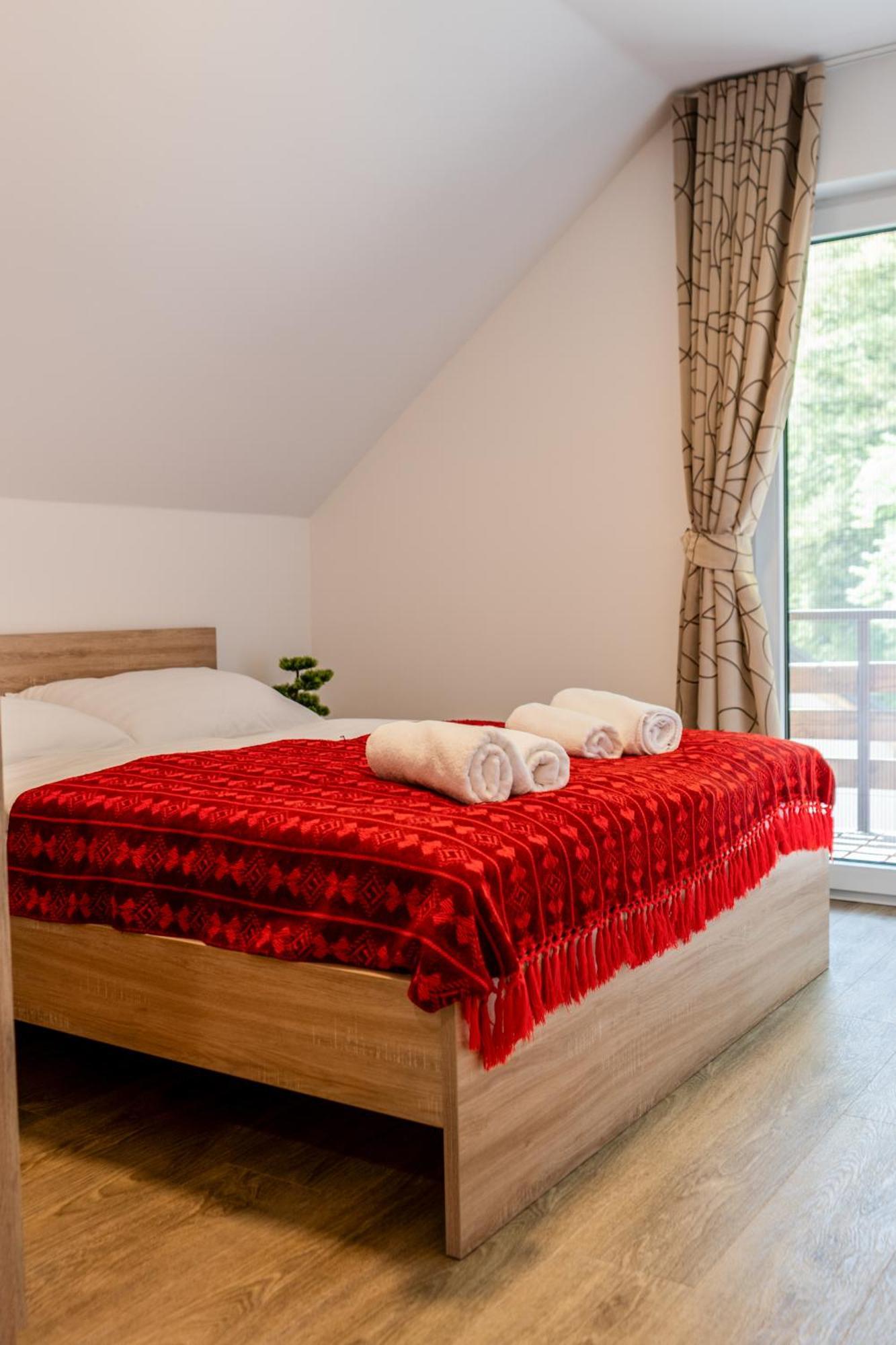 Ribnik Stari Trg Apartment Lesicno Luaran gambar